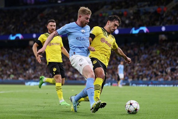 足球为何进球数成为衡量球员表现的重要标准？