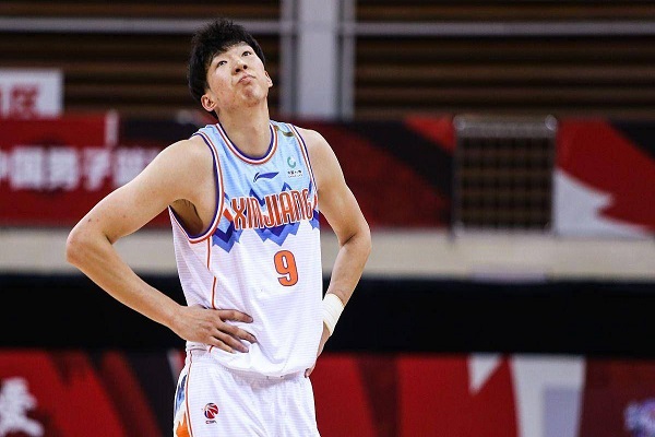 CBA季后赛中的分区决赛和总决赛有什么区别？