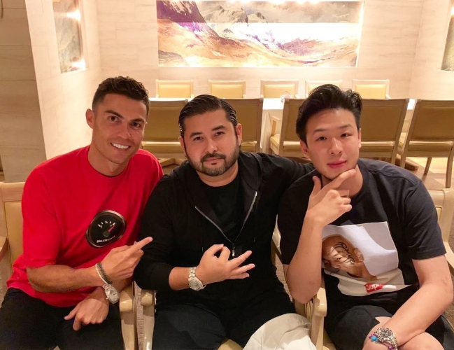 C罗收购瓦伦？马卡：传言疯狂报道激增，C罗距离瓦伦还远着呢